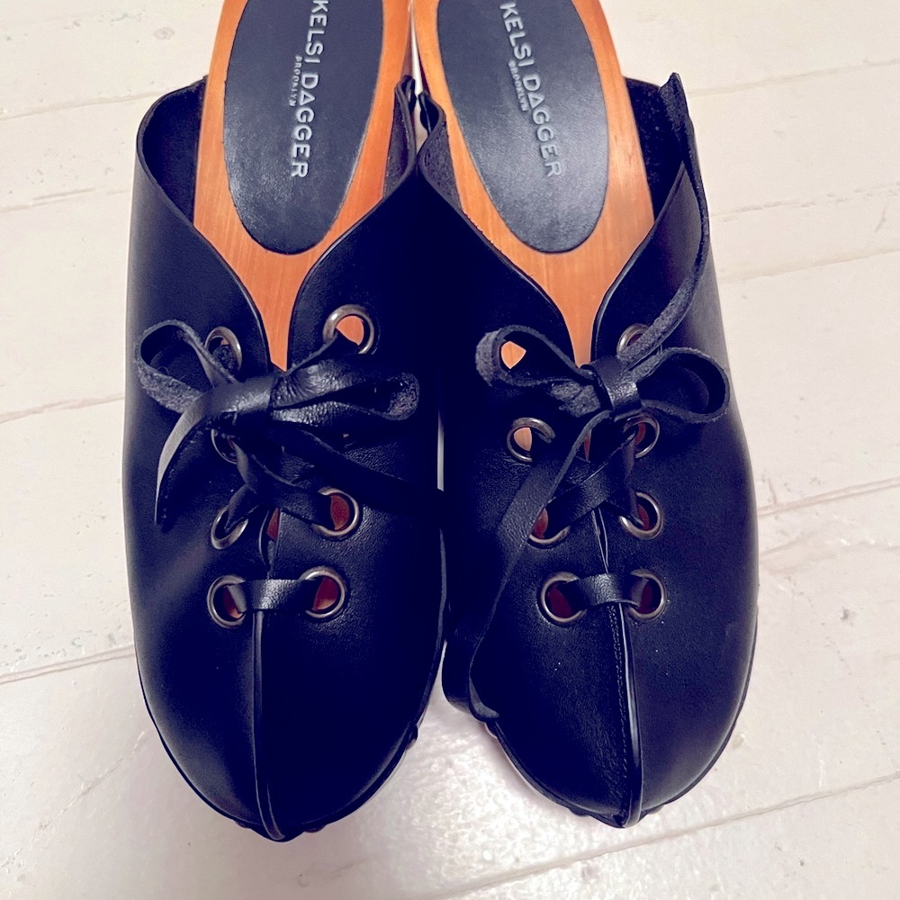 Kelsi Dagger Black Mules - Picture 2 of 9
